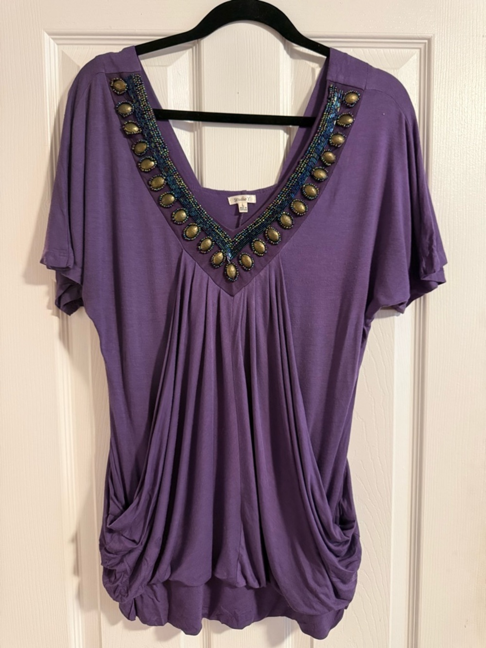 Studio Y Purple V-Neck Beaded Short Sleeve Top